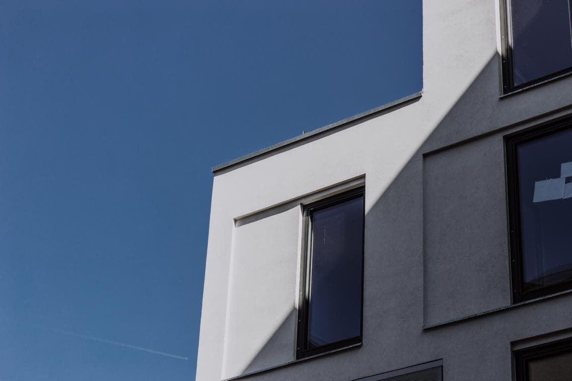 Bodentiefe Fenster in allen Wohneinheiten Bodentiefe Fenster in allen Wohneinheiten