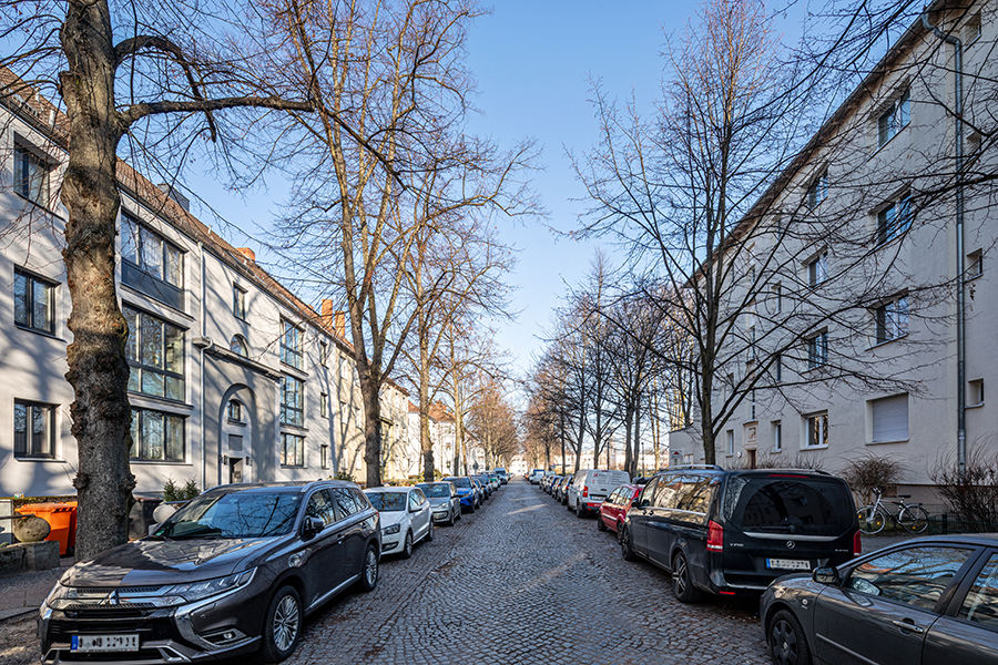 Vorder- und Gartenhaus in der Münsterlandstraße in Lichtenberg